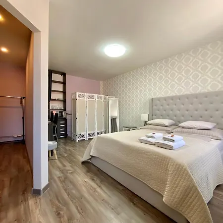Apartament Cajkovskij *